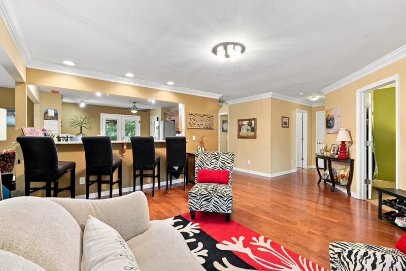 2008 Waterford Dr, Old Hickory, TN 37138