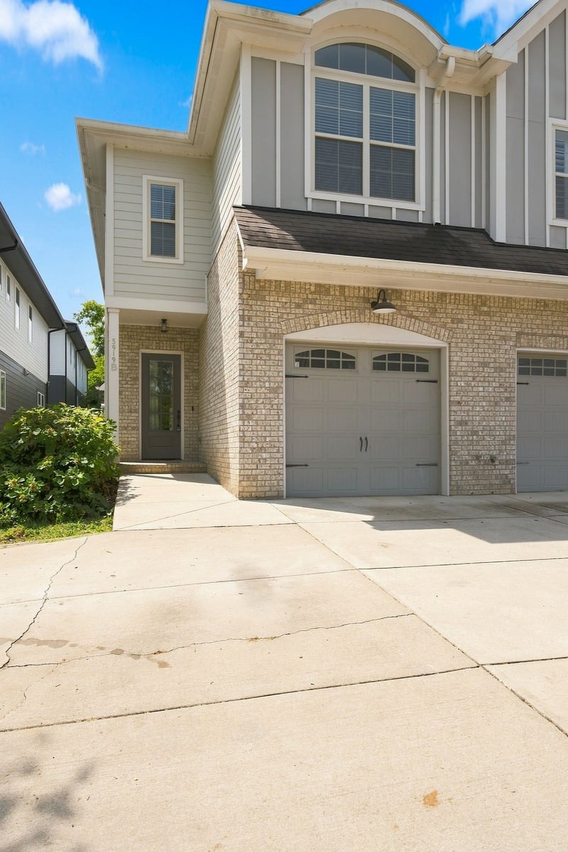 5919B Robertson Ave, Nashville, TN 37209