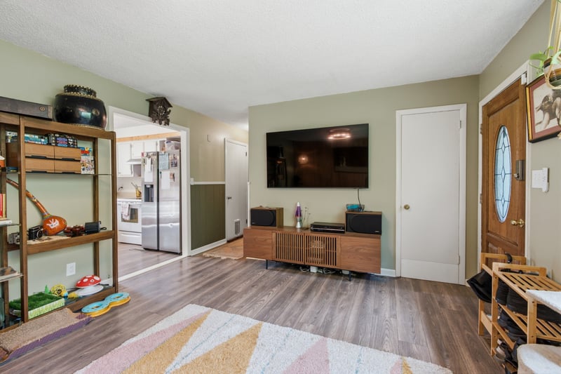 100 Madrid Ct, Ashland City, TN 37015