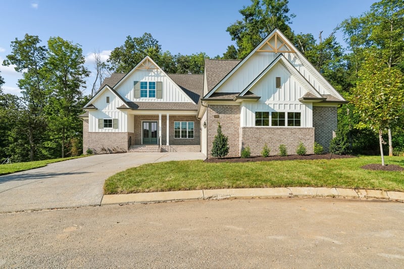 5000 Caleb Dr, Lebanon, TN 37087