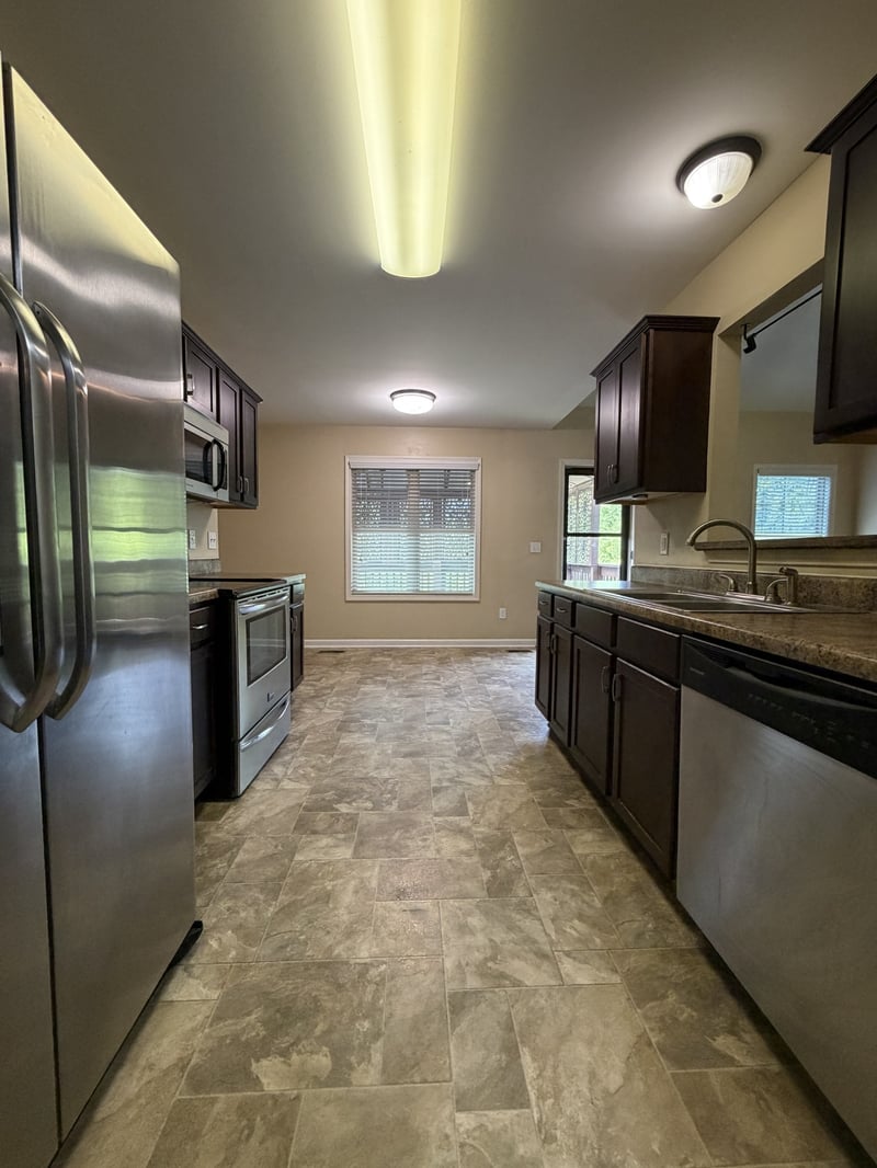 1591 E Broadway, Gallatin, TN 37066