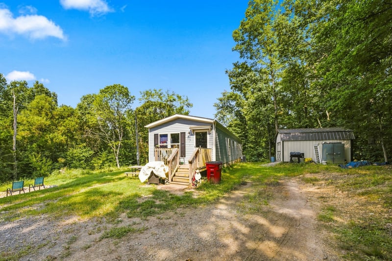 2320 Center Point Rd, Cumberland Furnace, TN 37051