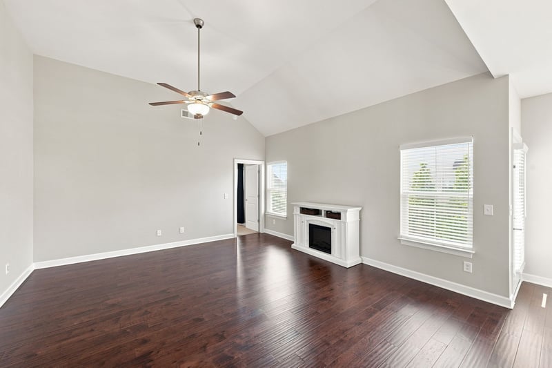 5905 Covent Ln, Smyrna, TN 37167