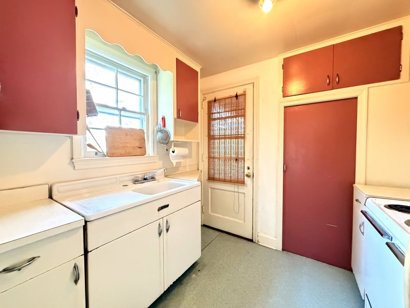 2826 Columbine Pl E, Nashville, TN 37204