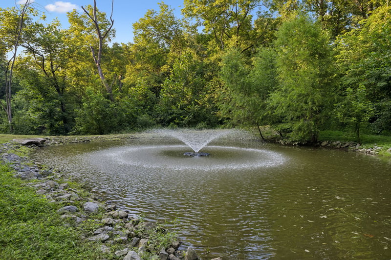 2183 S Berrys Chapel Rd, Franklin, TN 37069