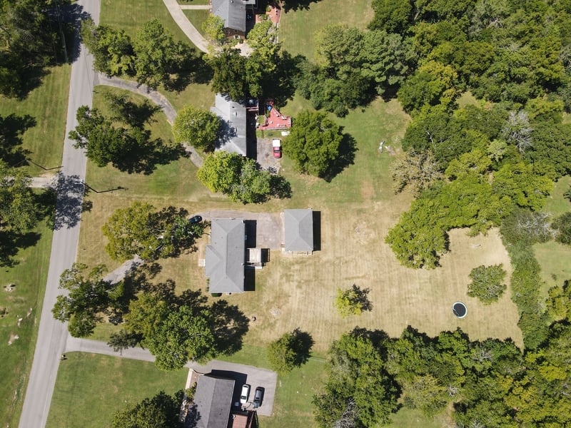 153 Country Club Dr, Hendersonville, TN 37075