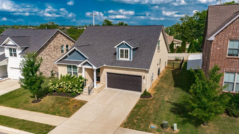 241 Griffin Ln, Gallatin, TN 37066