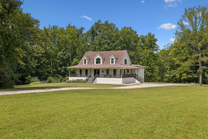 2300 Lee Rd, Spring Hill, TN 37174