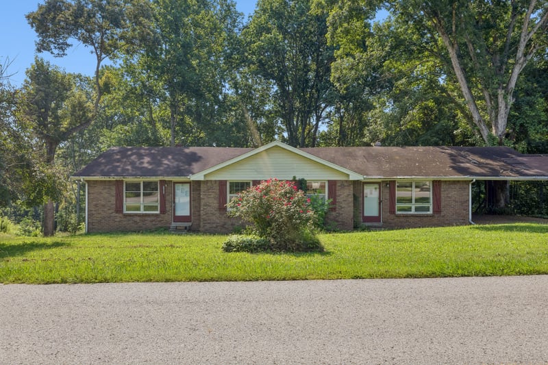 212 Stratton Blvd, Ashland City, TN 37015