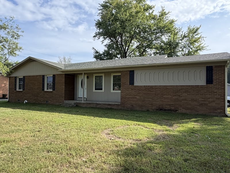 2128 Lambert Dr, Westmoreland, TN 37186