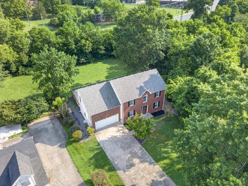 402 Pointe Clear Dr, Smyrna, TN 37167