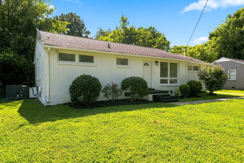 911 Hunt St, Murfreesboro, TN 37130
