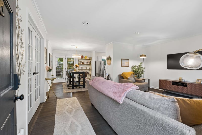 320 Garrett Dr, Nashville, TN 37211