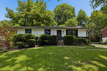 320 Garrett Dr, Nashville, TN 37211