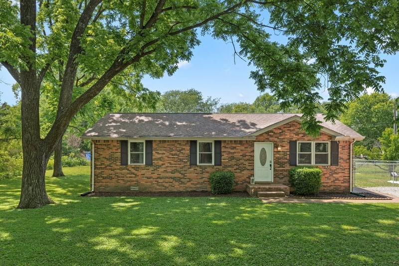 1223 Pleasant View Main St, Pleasant View, TN 37146