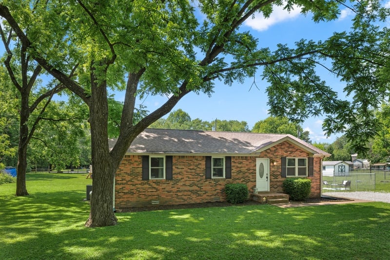 1223 Pleasant View Main St, Pleasant View, TN 37146