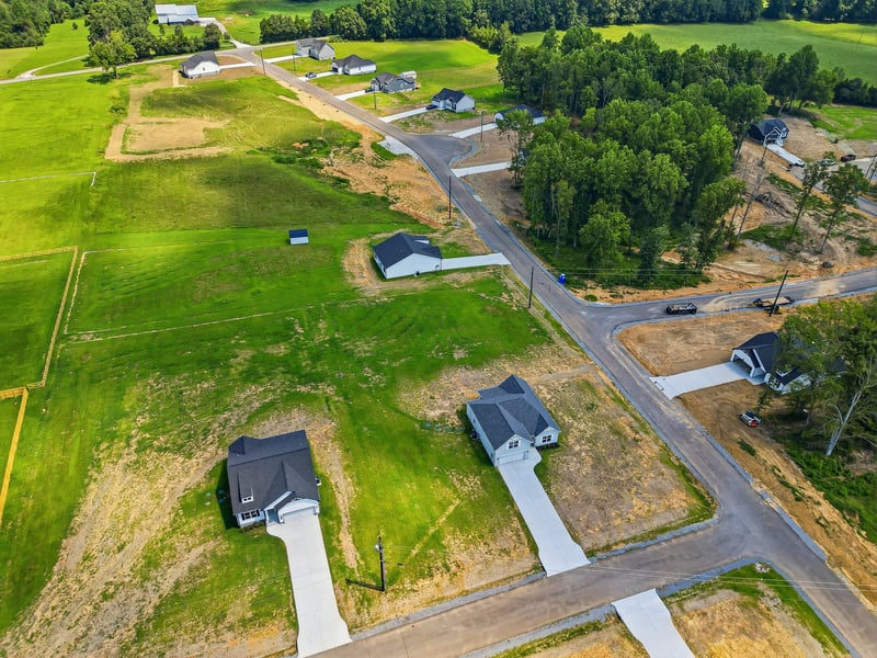 400 Marcella Ct, Dickson, TN 37055