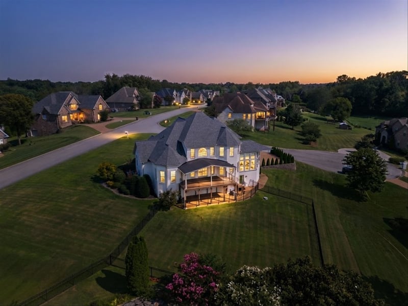 600 Mossy Pt, Mount Juliet, TN 37122