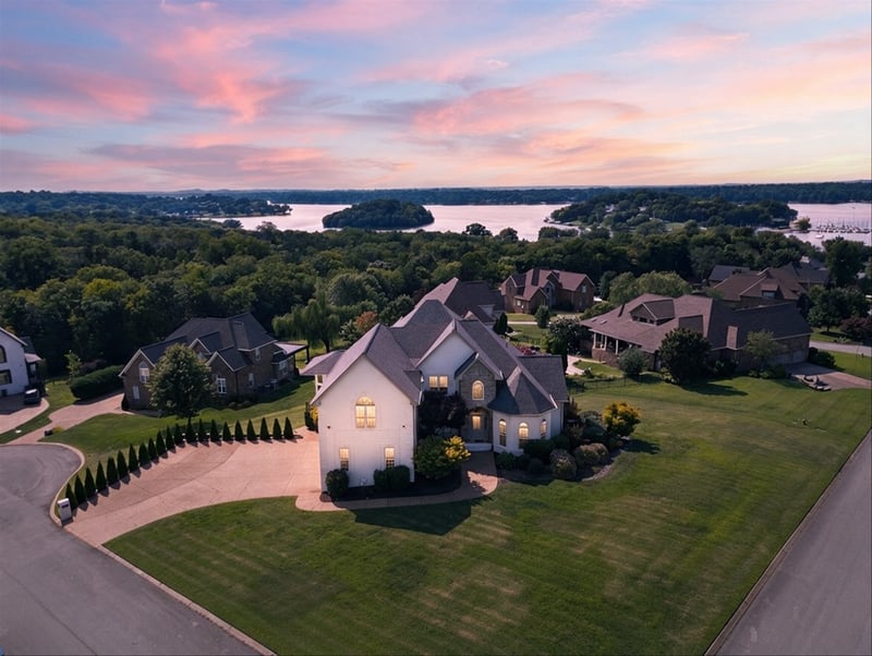 600 Mossy Pt, Mount Juliet, TN 37122