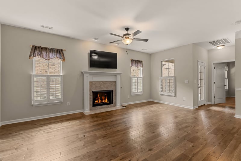 1068 Ambling Way, Gallatin, TN 37066