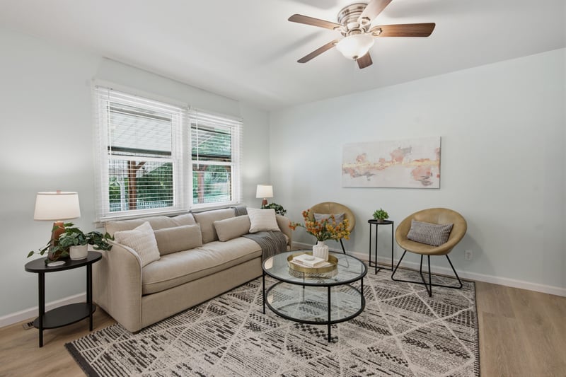 5004 W Durrett Dr, Nashville, TN 37211