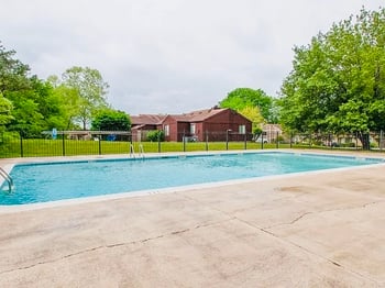 552 Doral Country Dr, Nashville, TN 37221