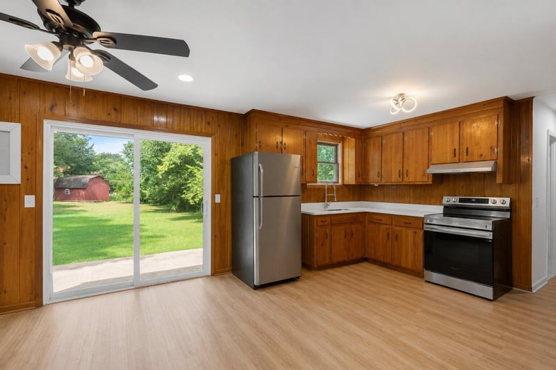 319 Holston Dr, Smyrna, TN 37167