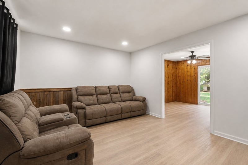 319 Holston Dr, Smyrna, TN 37167