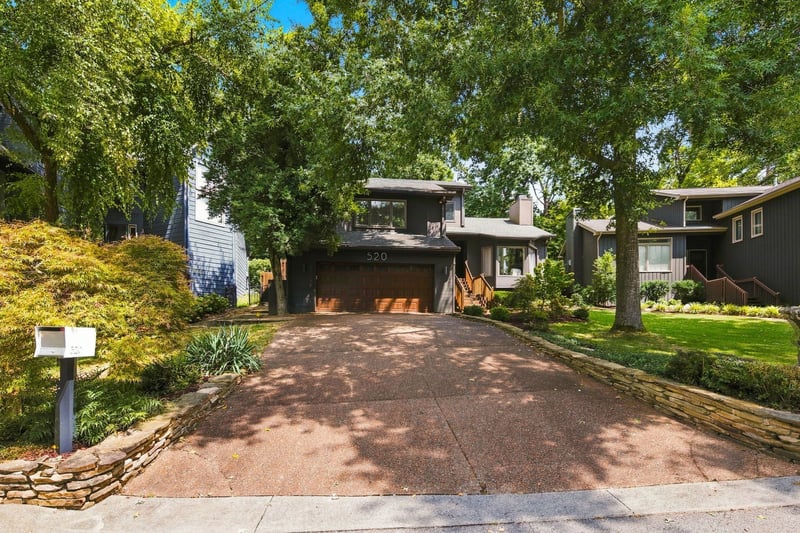 520 Harpeth Trace Dr, Nashville, TN 37221
