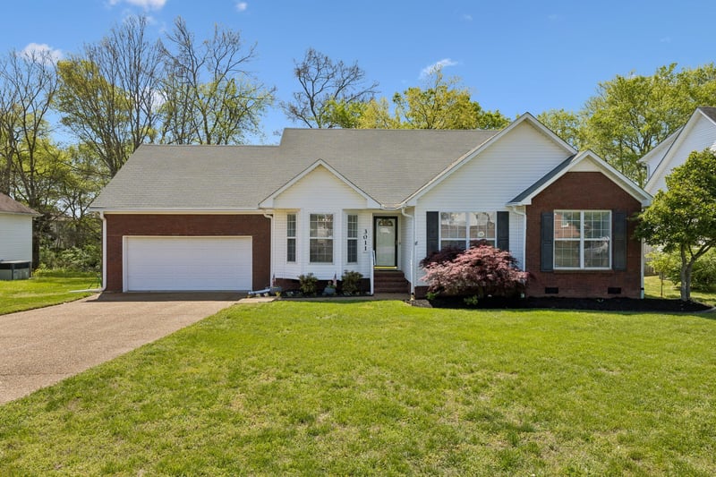 3011 Candlelite Dr, Spring Hill, TN 37174