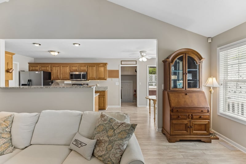 3011 Candlelite Dr, Spring Hill, TN 37174