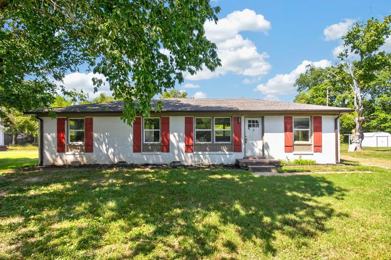 276 Sunset Blvd, Gallatin, TN 37066