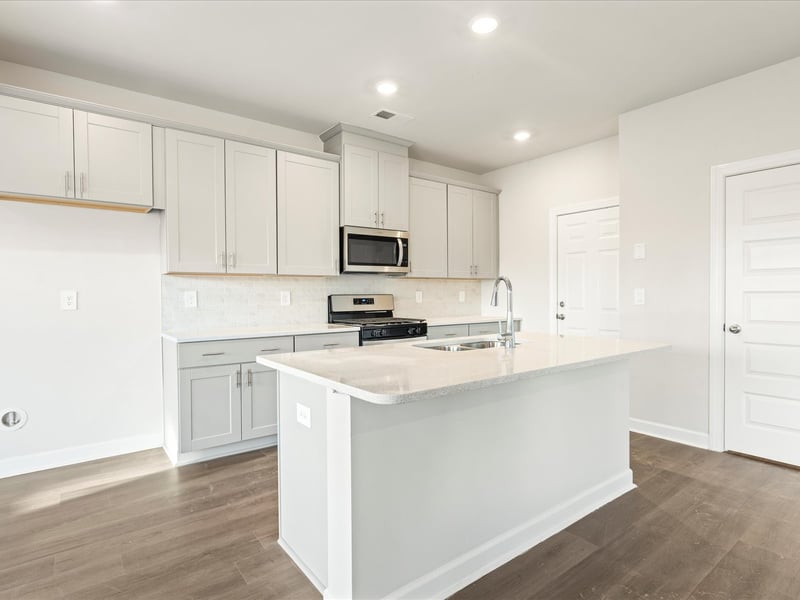 2125 Craven Pl, Hermitage, TN 37076