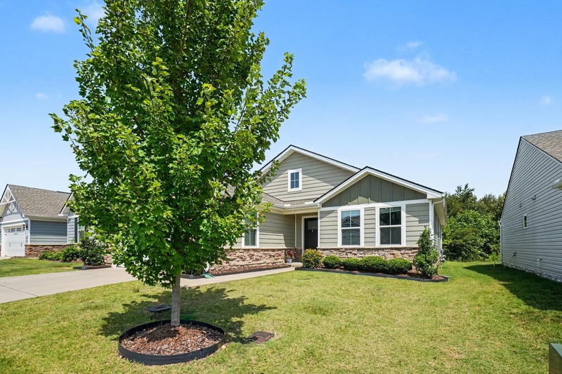 831 Wilkinson Ln, White House, TN 37188