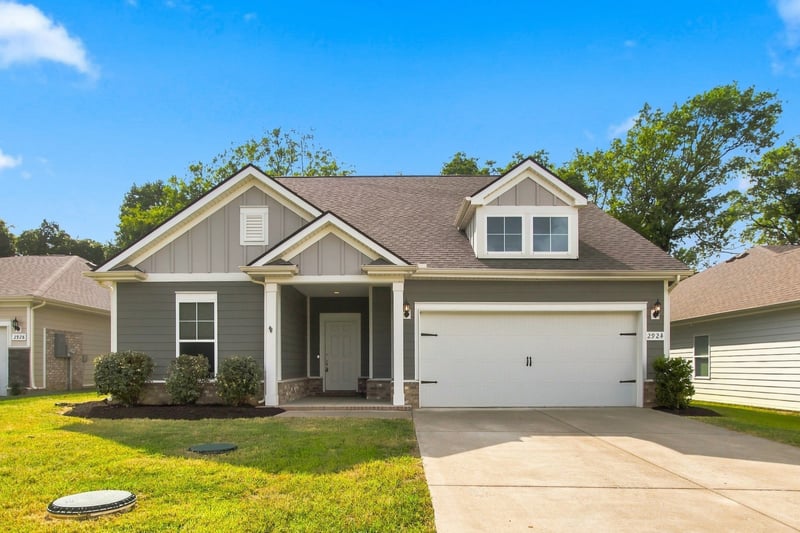 2924 Eckersley Dr, Murfreesboro, TN 37128