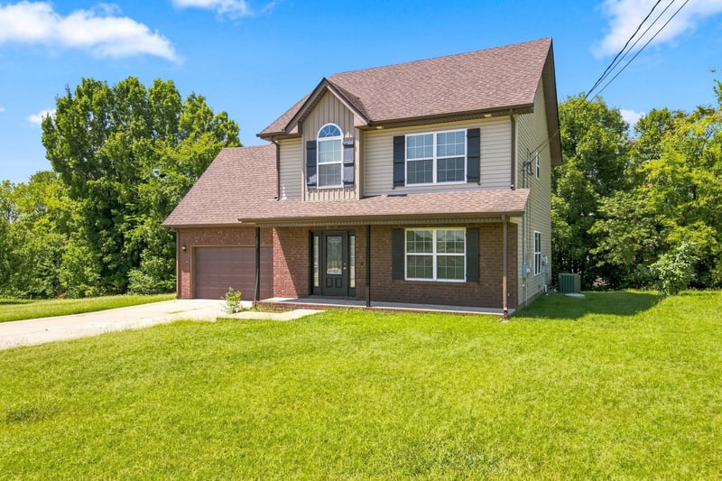 121 Pledge Ct, La Vergne, TN 37086