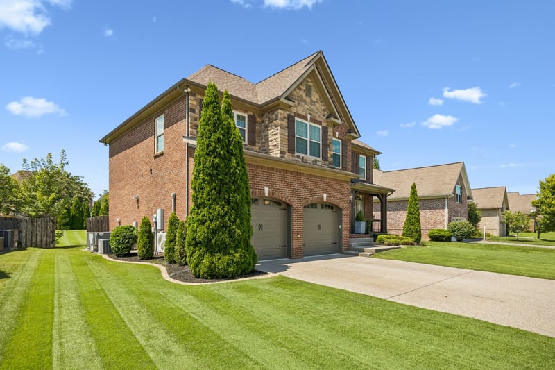 1063 Aenon Cir, Spring Hill, TN 37174