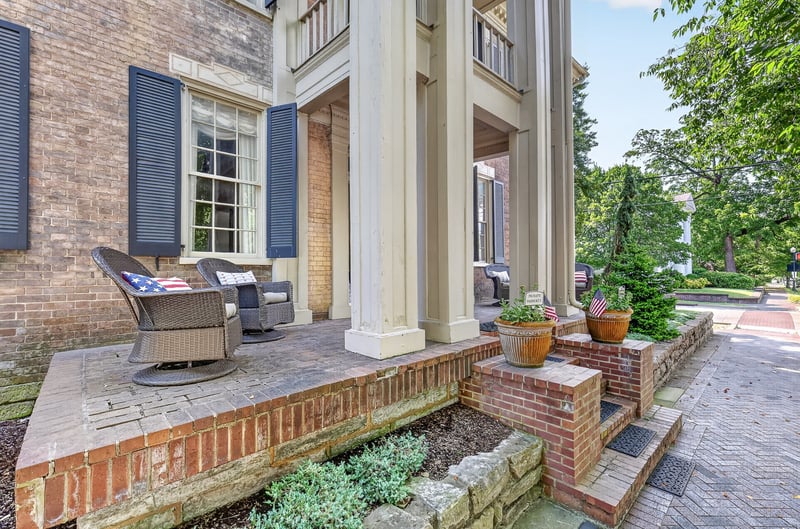 137 3rd Ave N, Franklin, TN 37064