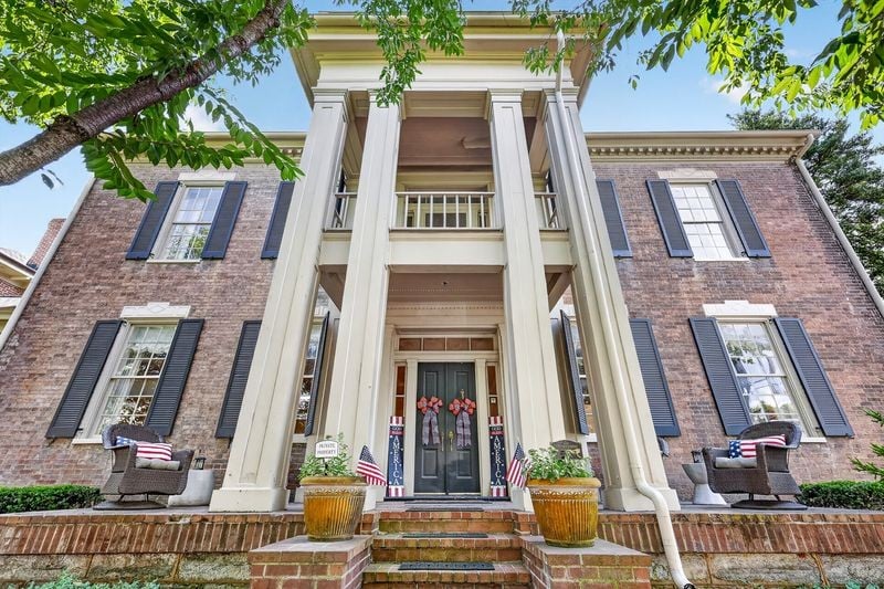 137 3rd Ave N, Franklin, TN 37064