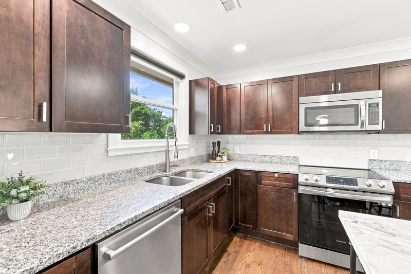 6314 Saint Henry Dr, Nashville, TN 37205