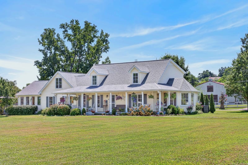 1810 Baker Rd, Goodlettsville, TN 37072