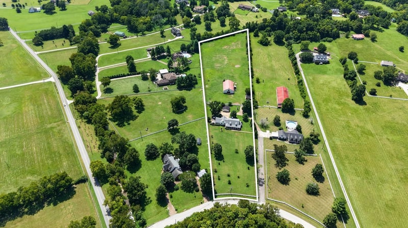 1810 Baker Rd, Goodlettsville, TN 37072