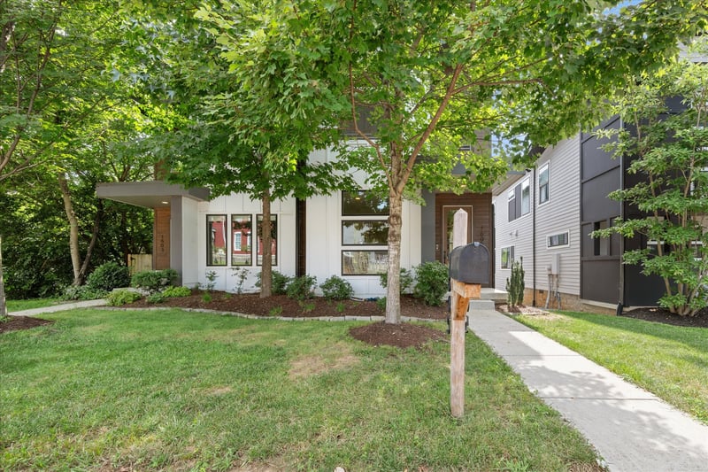 1605 10th Ave N, Nashville, TN 37208