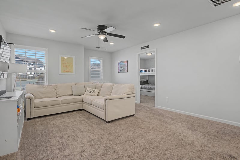 144 Macy Dr, Hendersonville, TN 37075