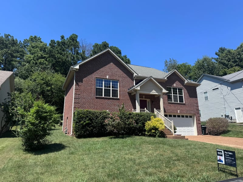 2157 Strombury Dr, Hermitage, TN 37076