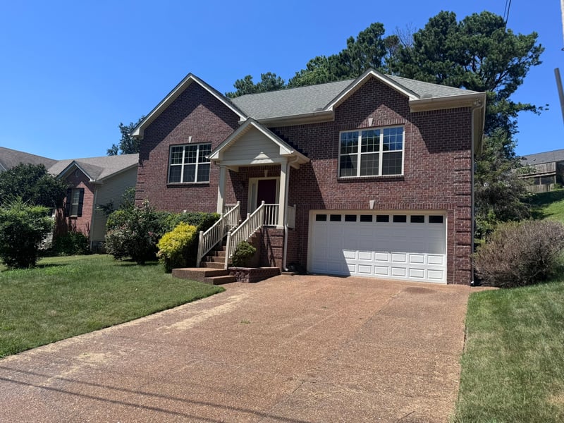 2157 Strombury Dr, Hermitage, TN 37076