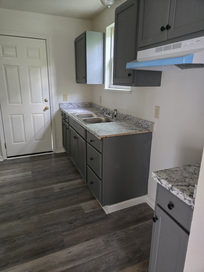 4737 Volunteer Dr, Antioch, TN 37013
