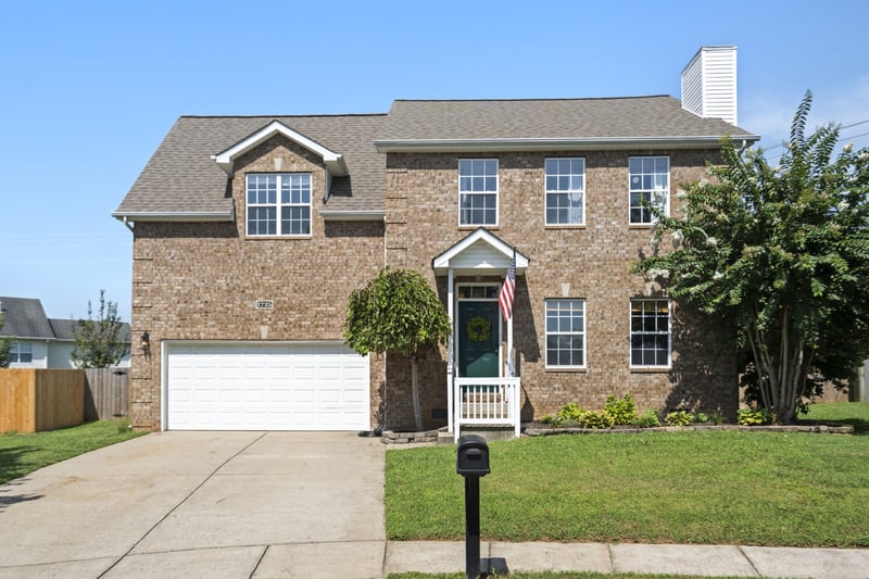 1725 Stephenson Ln, Spring Hill, TN 37174