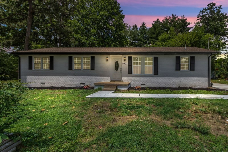 1907 Russell Dr, Murfreesboro, TN 37130