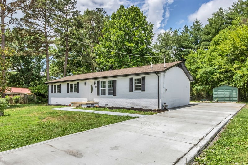 1907 Russell Dr, Murfreesboro, TN 37130
